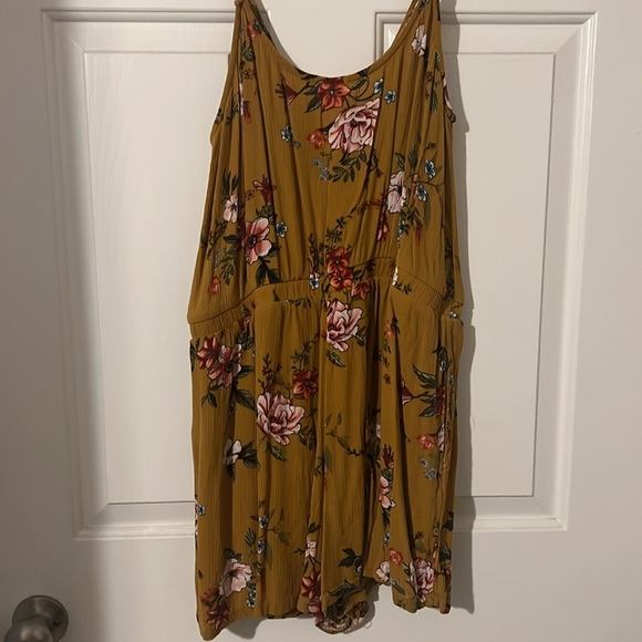 Xhilaration Yellow Floral Romper - Picture 3 of 5